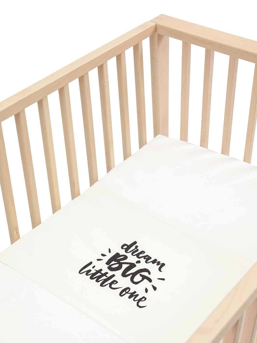 Bassinet and cot in one outlet